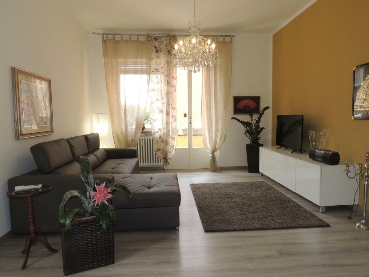 Apartament Residenza Arusnati Werona Zewnętrze zdjęcie