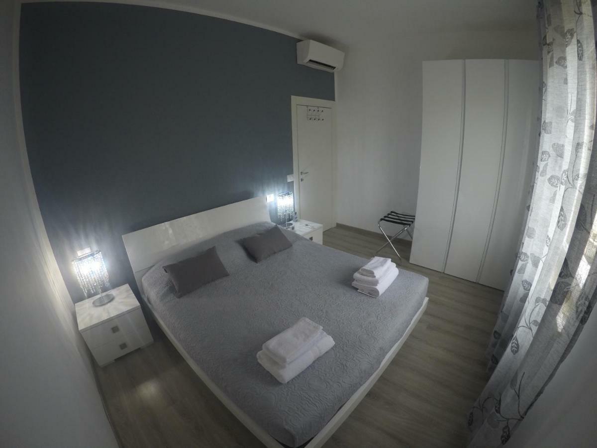 Apartament Residenza Arusnati Werona Zewnętrze zdjęcie