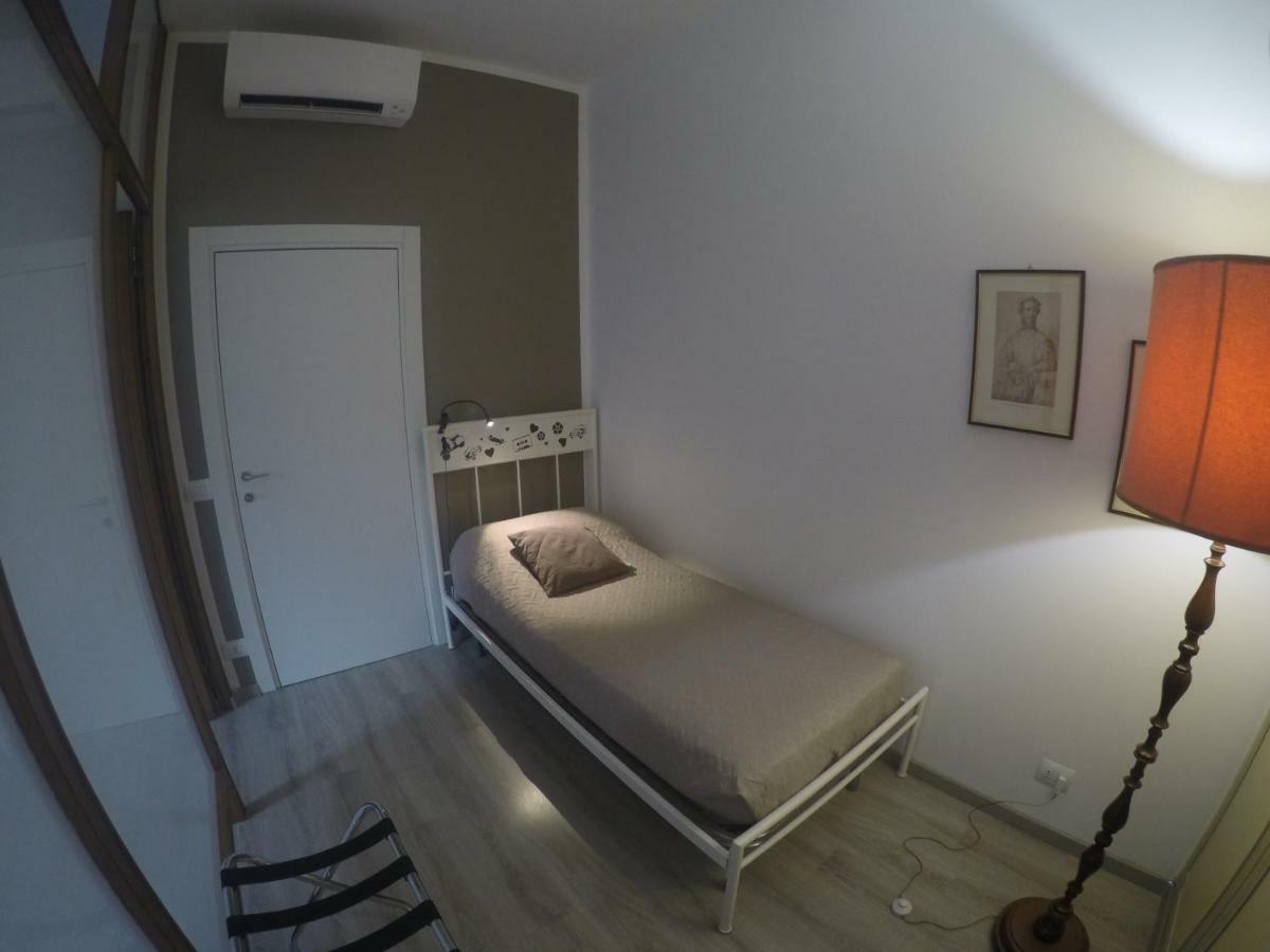 Apartament Residenza Arusnati Werona Zewnętrze zdjęcie